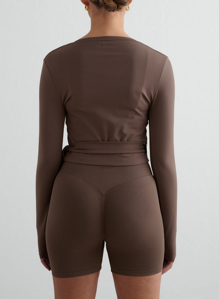 Macchiato Shape Seamless Hotpants & Wrap Longsleeve Set
