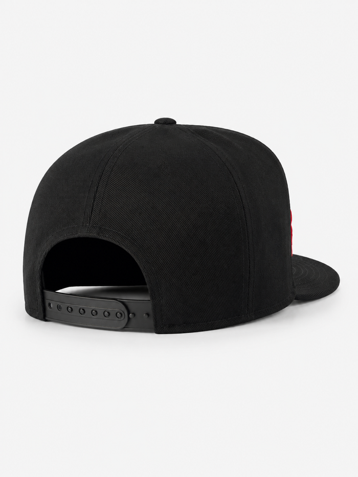 MUKA 'Rare Breed' Corduroy Snapback Hat in Black/Red