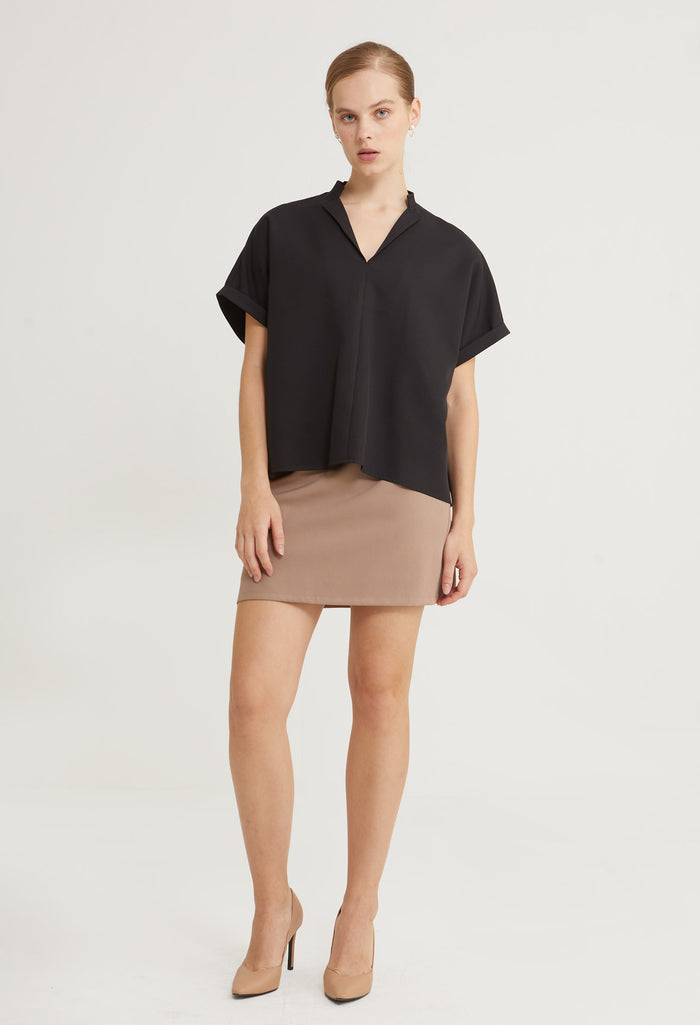 Sleek Comfort Folded Short Sleeves Top