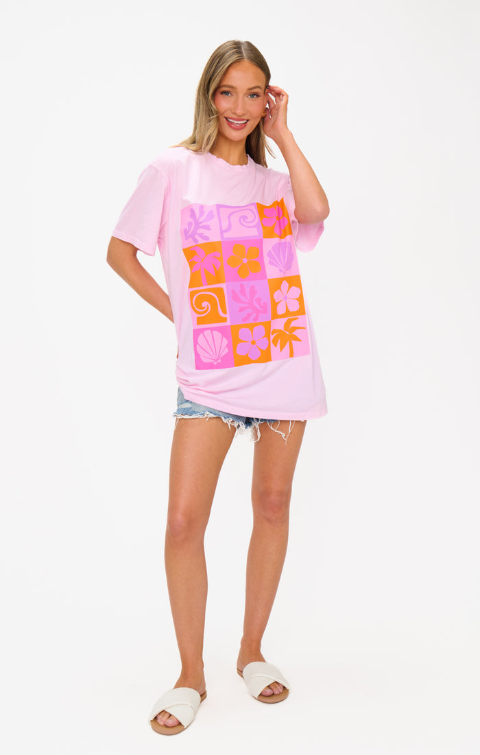 badge_model-wears-size-xs