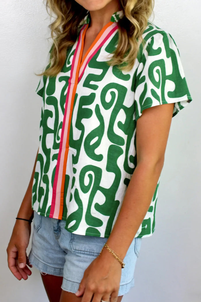 Abstract Print Striped Trim V Neck Short Sleeve Blouse – Green