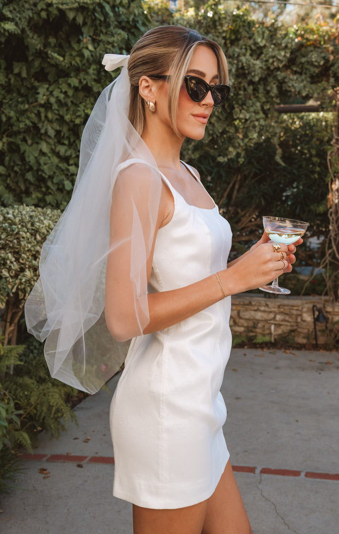 Ari Bow Veil ~ White
