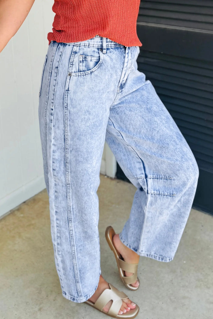 Beau Light Washed Pull On Barrel Jeans – Blue
