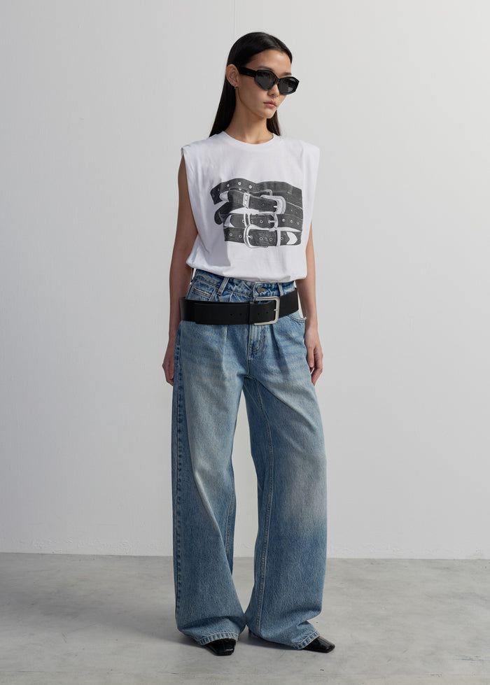 BELT GRAPHIC SLEEVELESS TEE
