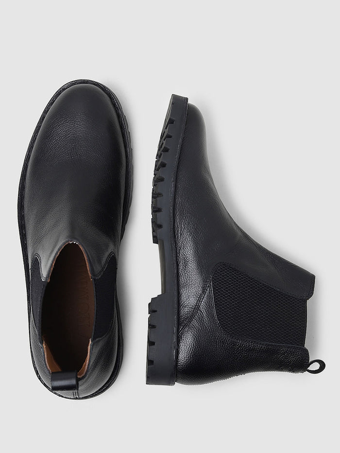 Black Chelsea Boots