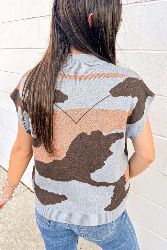 Camouflage Pattern Drop Shoulder High Neck Short Sleeve Shift Sweater – Gray