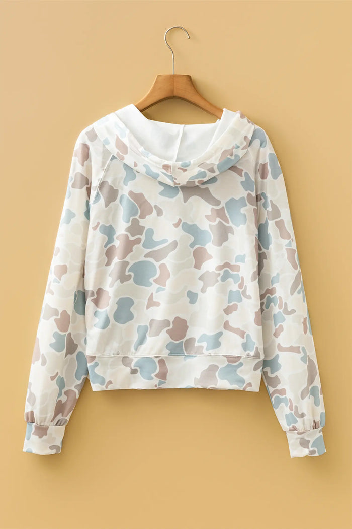 Camouflage Print Relaxed Drawstring Hoodie – Beige