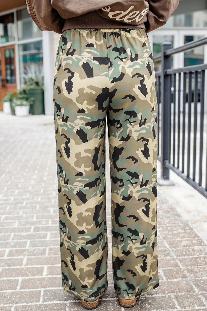 Camouflage Print Street Fashion Drawstring Shift Pants – Multicolour