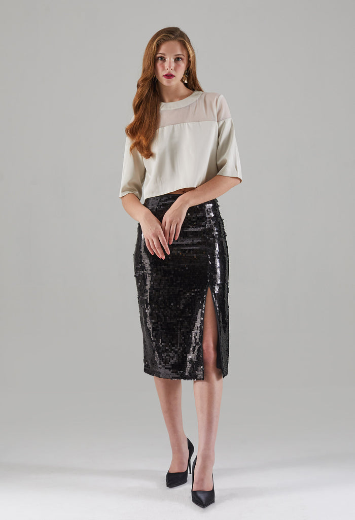 Classic Round Neck Crop Top
