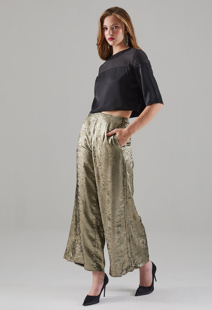 Classic Round Neck Crop Top