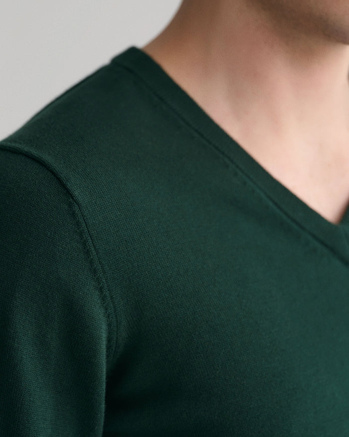 Classic V-Neck Sweater in Green