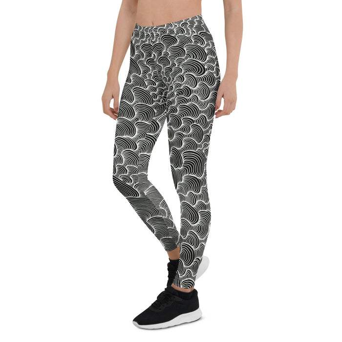 Color Wash Leggings in Monochromatic Scallop Noir. OEKO-TEX® 100, REACH Compliant, Zero-Wastewater Printing.