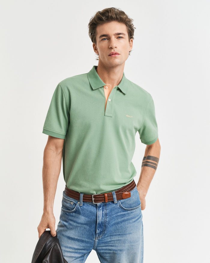 Contrast Piqué Polo in Kalamata Green