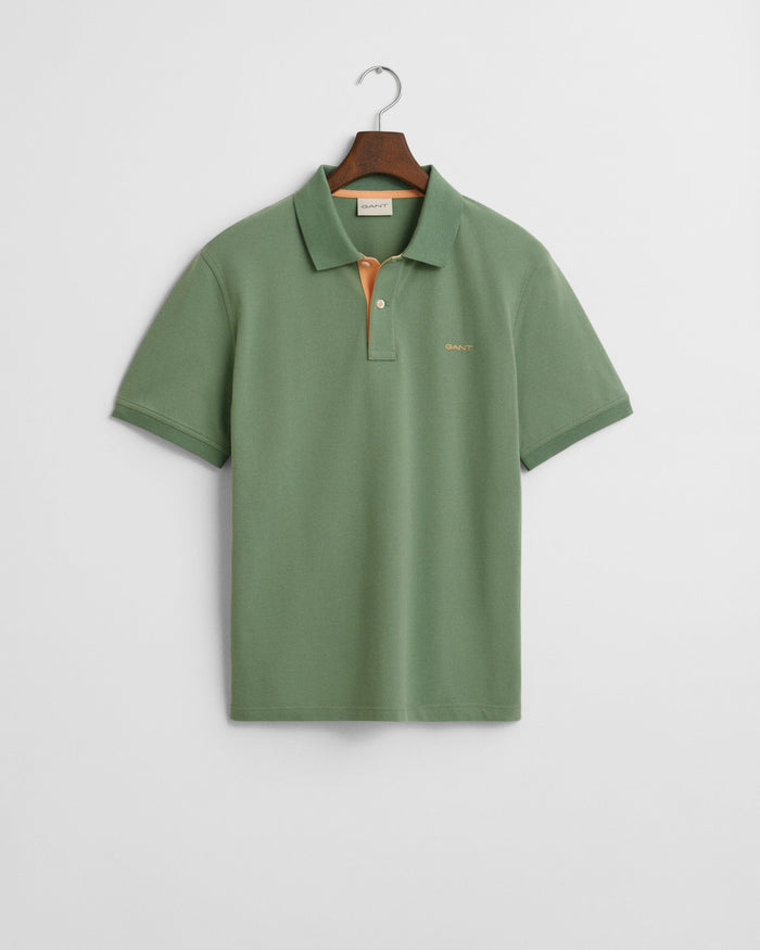 Contrast Piqué Polo in Kalamata Green