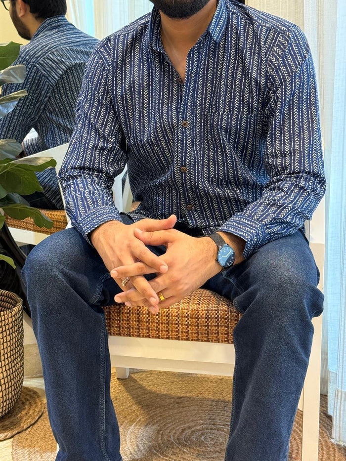 Cotton Men?? Full Sleeves Shirt- Indigo Lines