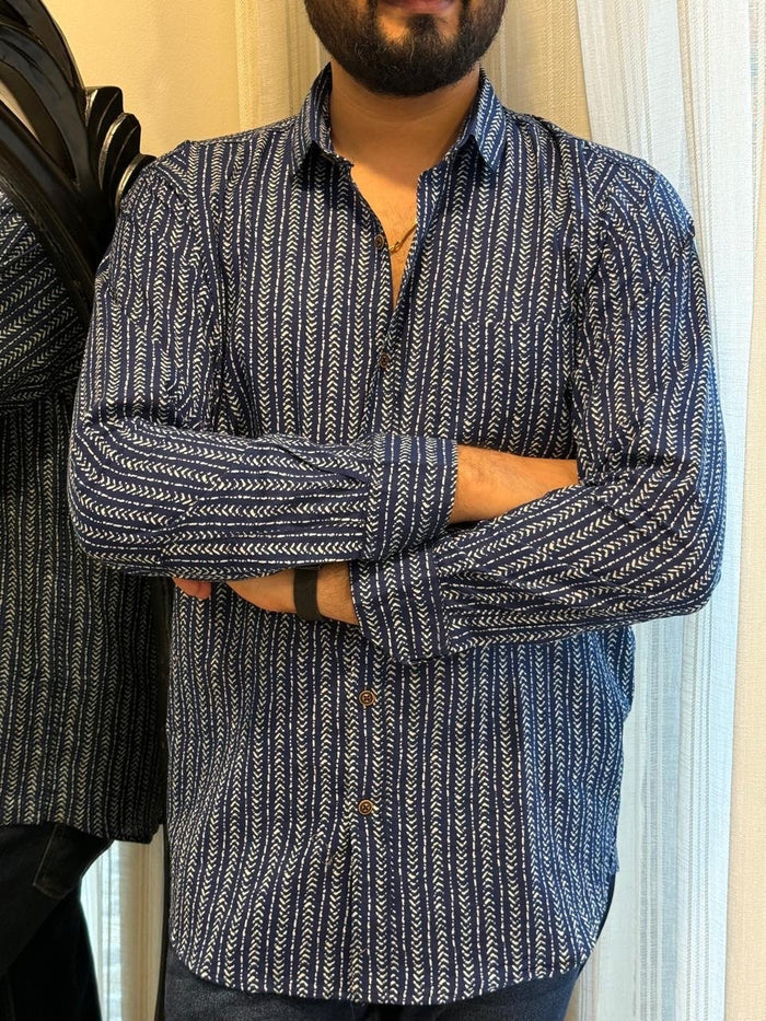 Cotton Men?? Full Sleeves Shirt- Indigo Lines