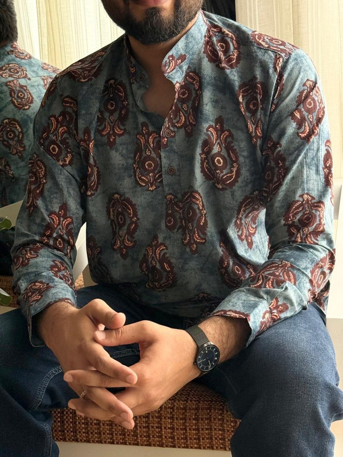 Cotton Men? Short Kurta- Bluish Motif