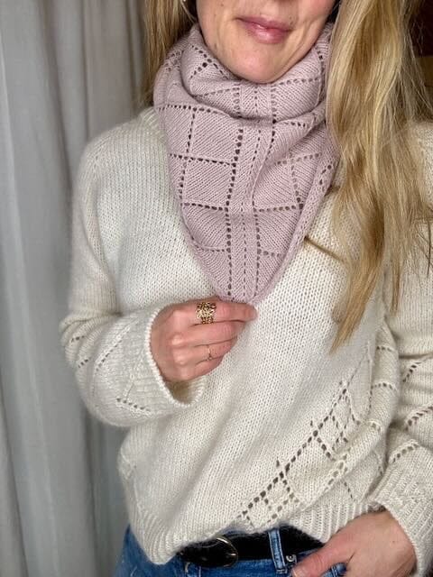 Diamond Line Scarf by Siersknit, knitting pattern Knitting patterns Siersknit