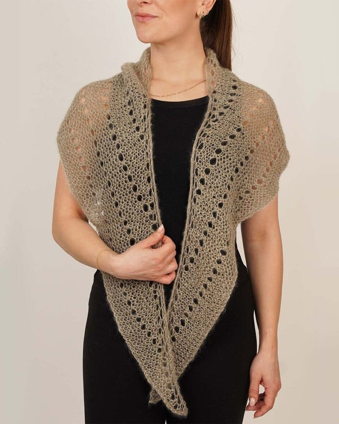 Easy Peasy Chunky Cloud Scarf, silk mohair knitting kit