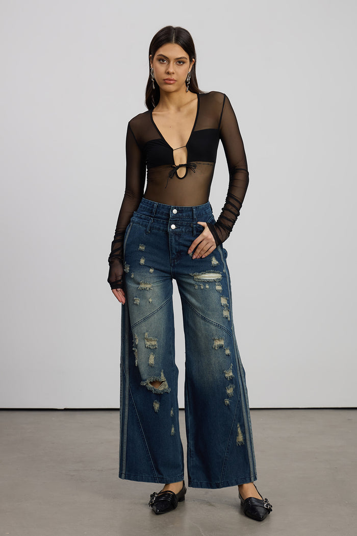 Emberlynn Ripped Deconstruct Jeans