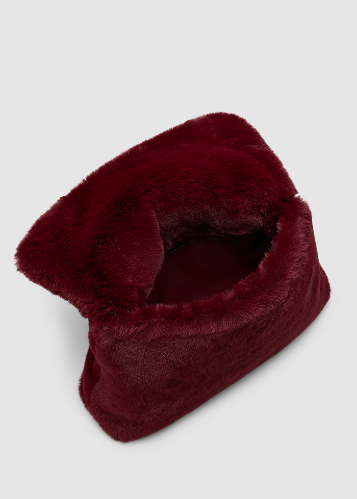 FAUX FUR CLUTCH
