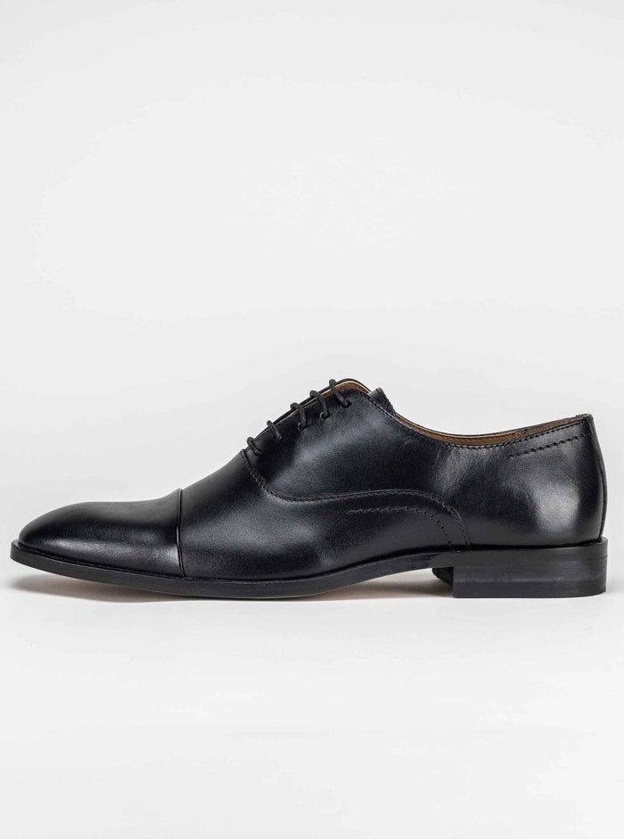 Garcia Oxford Shoe in Black