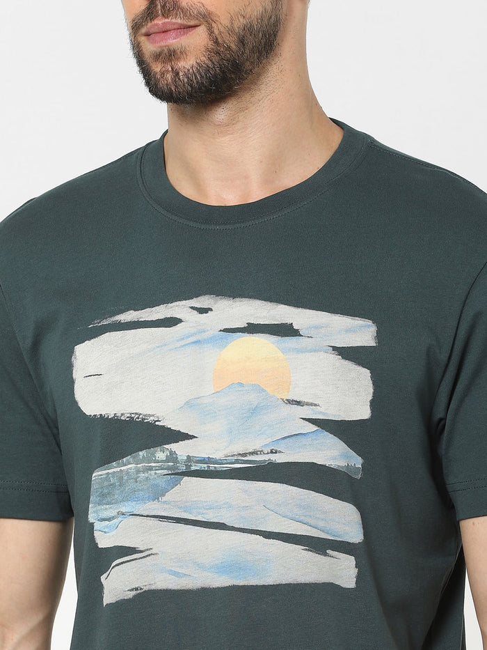 Green Graphic Print Crew Neck T-Shirt
