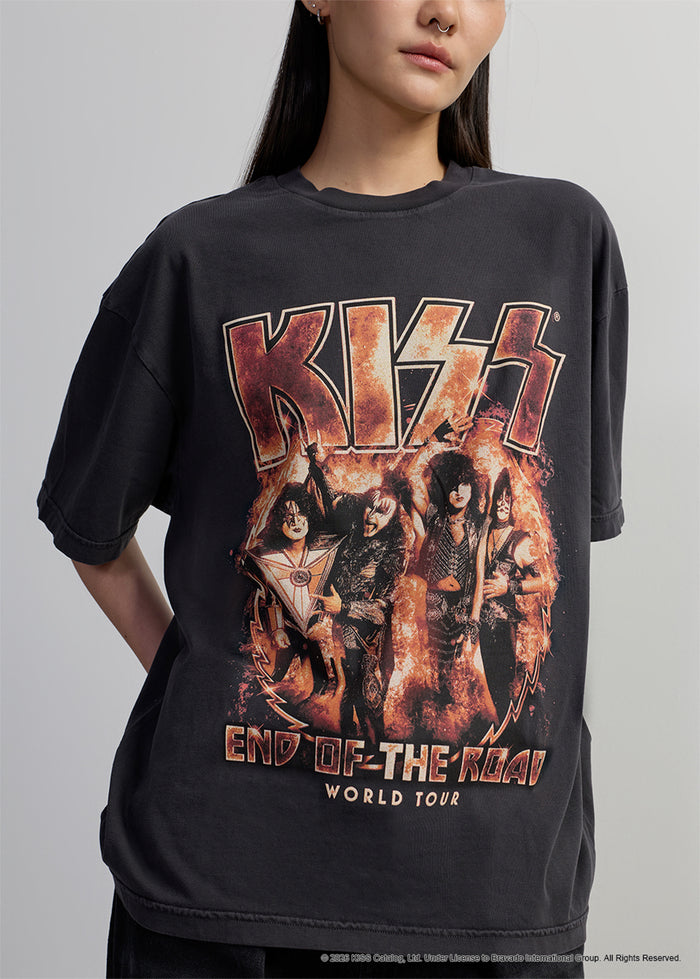 KISS END OF THE ROAD GRAPHIC TEE