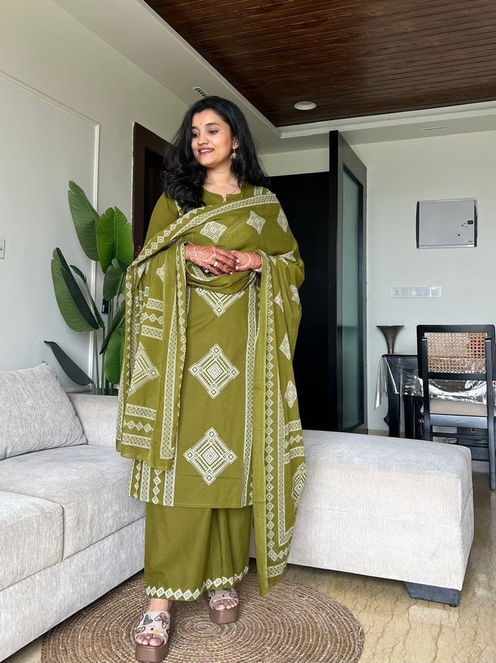 Kosha Premium Cotton Suit- Green