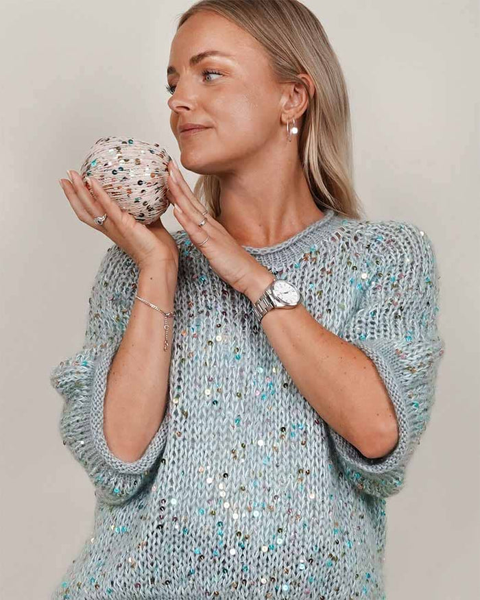 Laura Sparkle Tee, Katrine Hannibal | Light eucalyptus melange (111m), Tea green (039) / (3211), Beige w multicolored sequins (11)