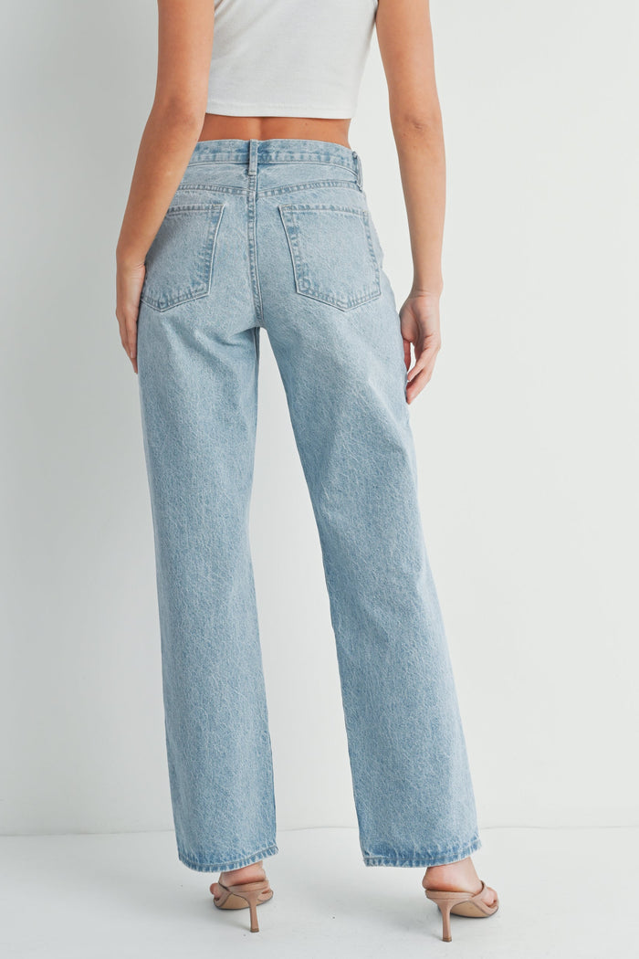 Light Denim Relaxed Straight Jean