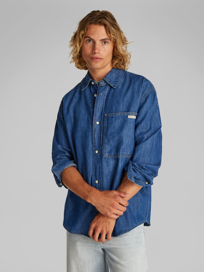 Linear Shirt in Denim