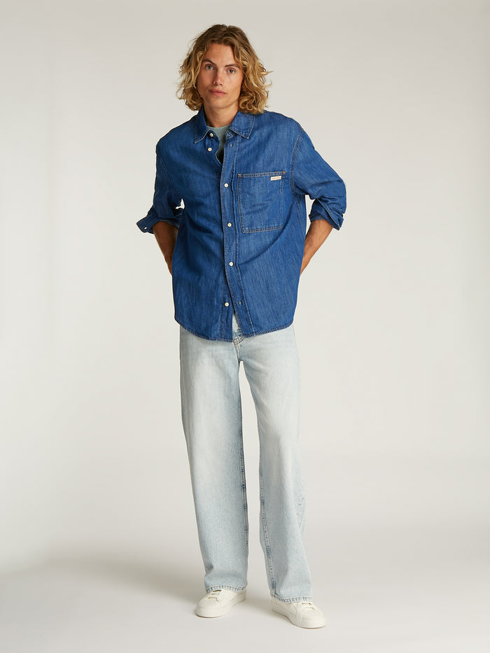 Linear Shirt in Denim