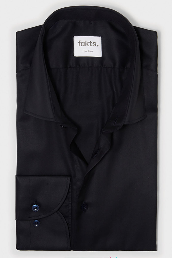 Modern Fit shirt in Navy