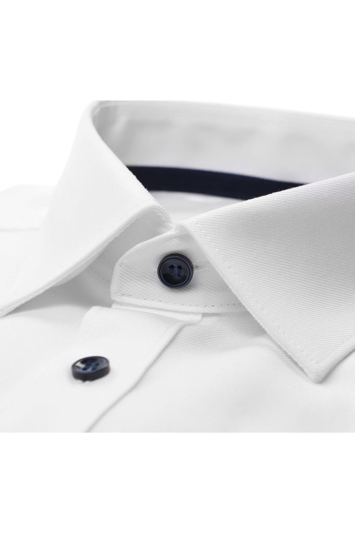 Modern Fit shirt in white