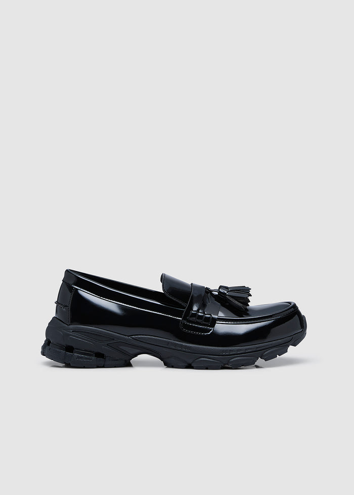 MODERN TASSEL LOAFER