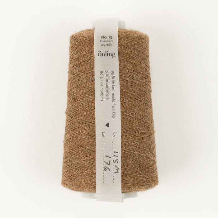 Önling No 13: Companion yarn cob - web weight - Hazelnut brown melange (115m)