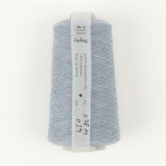 Önling No 13: Companion yarn cob - web weight - Ice blue melange (048m)