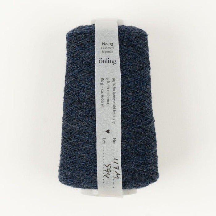 Önling No 13: Companion yarn cob - web weight - Navy blue melange (117m)