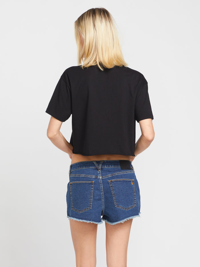 Parrot Paints Tee