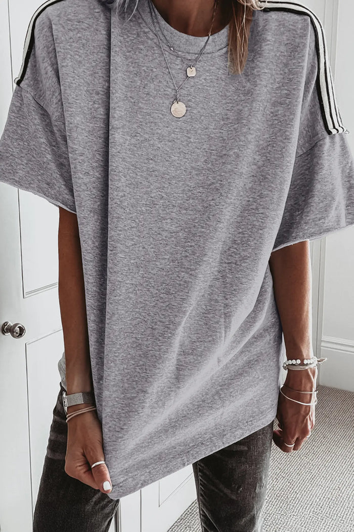 Patchwork Detail Raw Edge Oversize Tee – Light Grey
