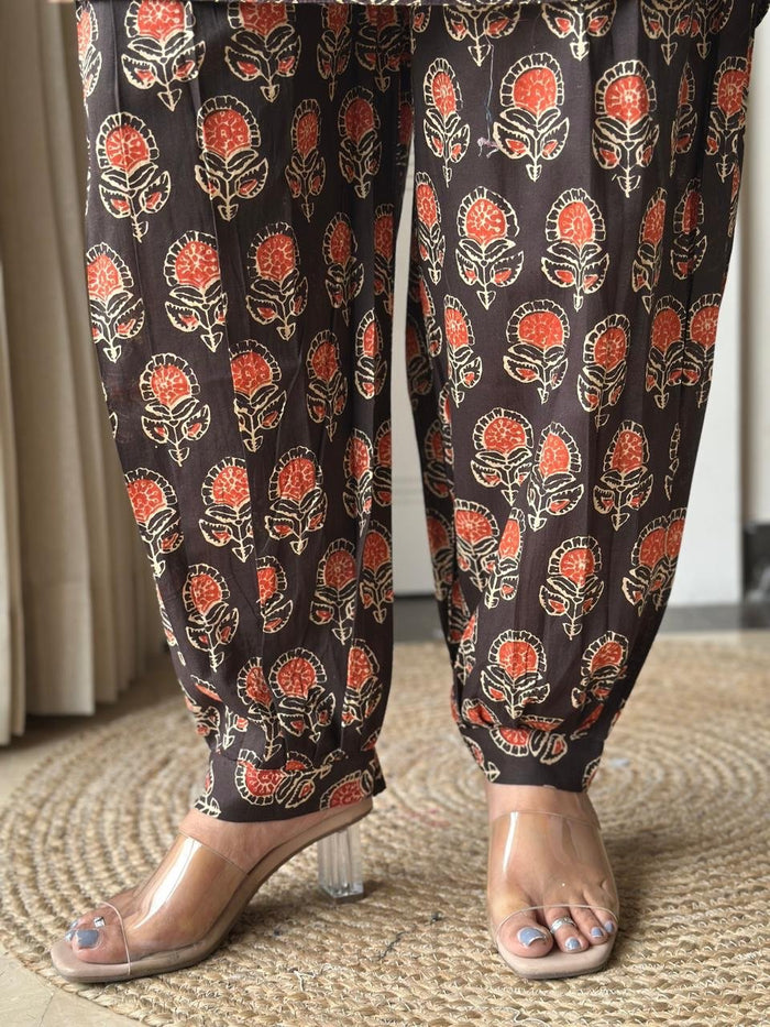 Pavi Printed Coord Set- Black Boota