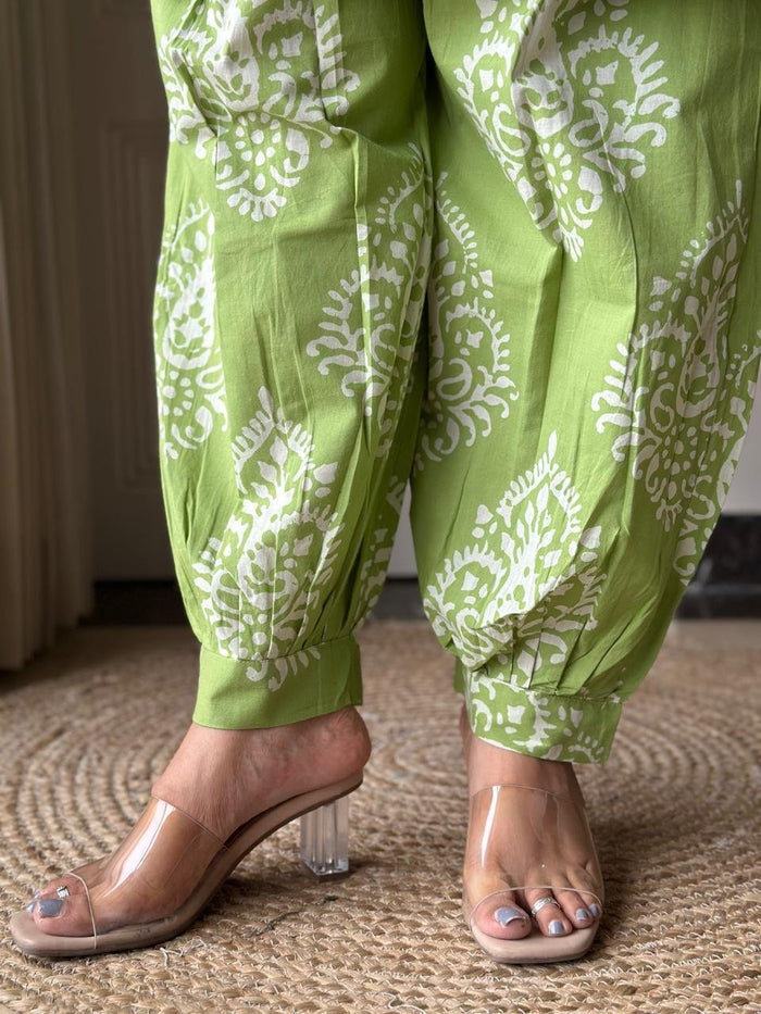 Pavi Printed Coord Set- Green