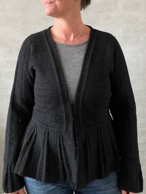 Plissé Jacket by Hanne Falkenberg, No 20 knitting kit