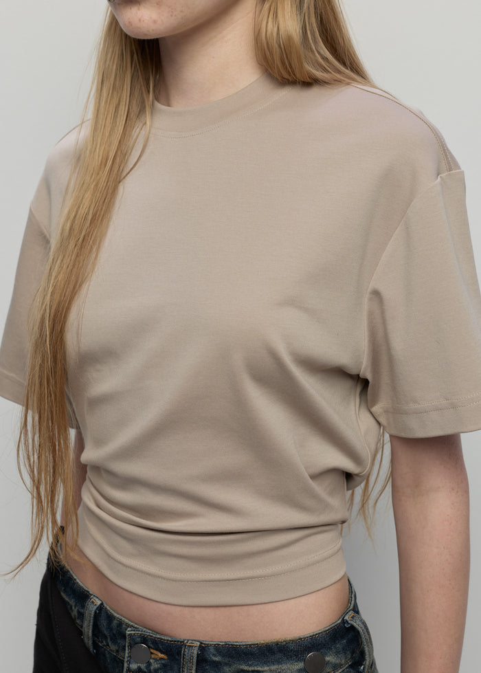 RELAXED FIT TEE