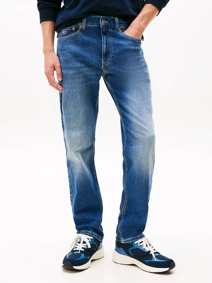 Ryan Slim Straight Jeans in Medium