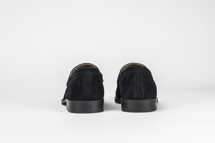 Seve Suede Loafer in Navy