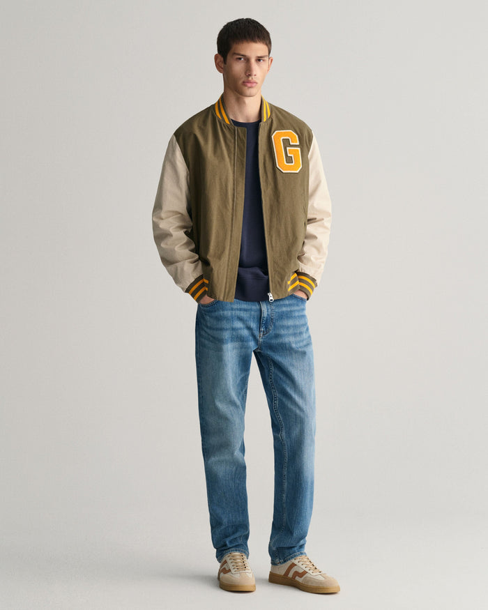 Shield Crew Neck Sweatshirt in Navy