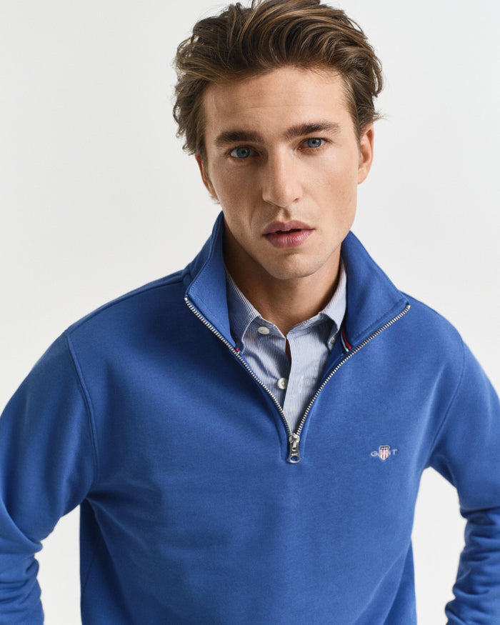Shield Half-Zip Sweatshirt in Blue