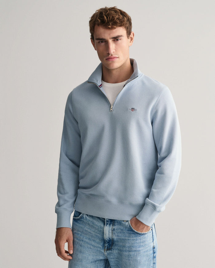 Shield Half-Zip Sweatshirt in Dove Blue